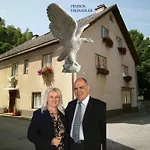 Steinadler Quiet Location Garden, Private Parking Pet Friendly * Murau