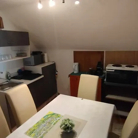 Steinadler Quiet Location Garden, Private Parking Pet Friendly
