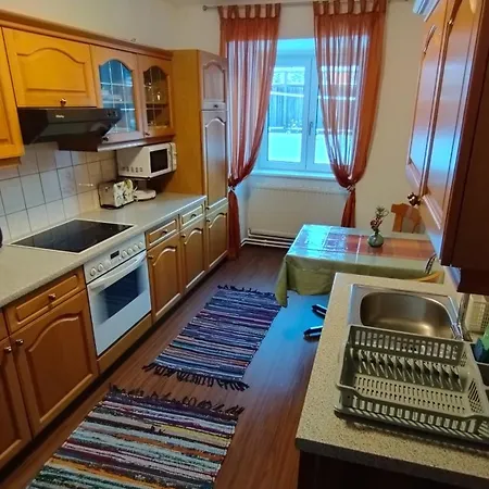 아파트 Steinadler Quiet Location Garden, Private Parking Pet Friendly *