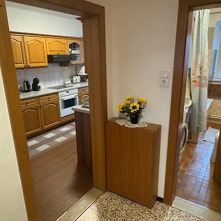 Steinadler Quiet Location Garden, Private Parking Pet Friendly *
