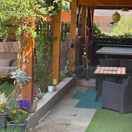 Steinadler Quiet Location Garden, Private Parking Pet Friendly *